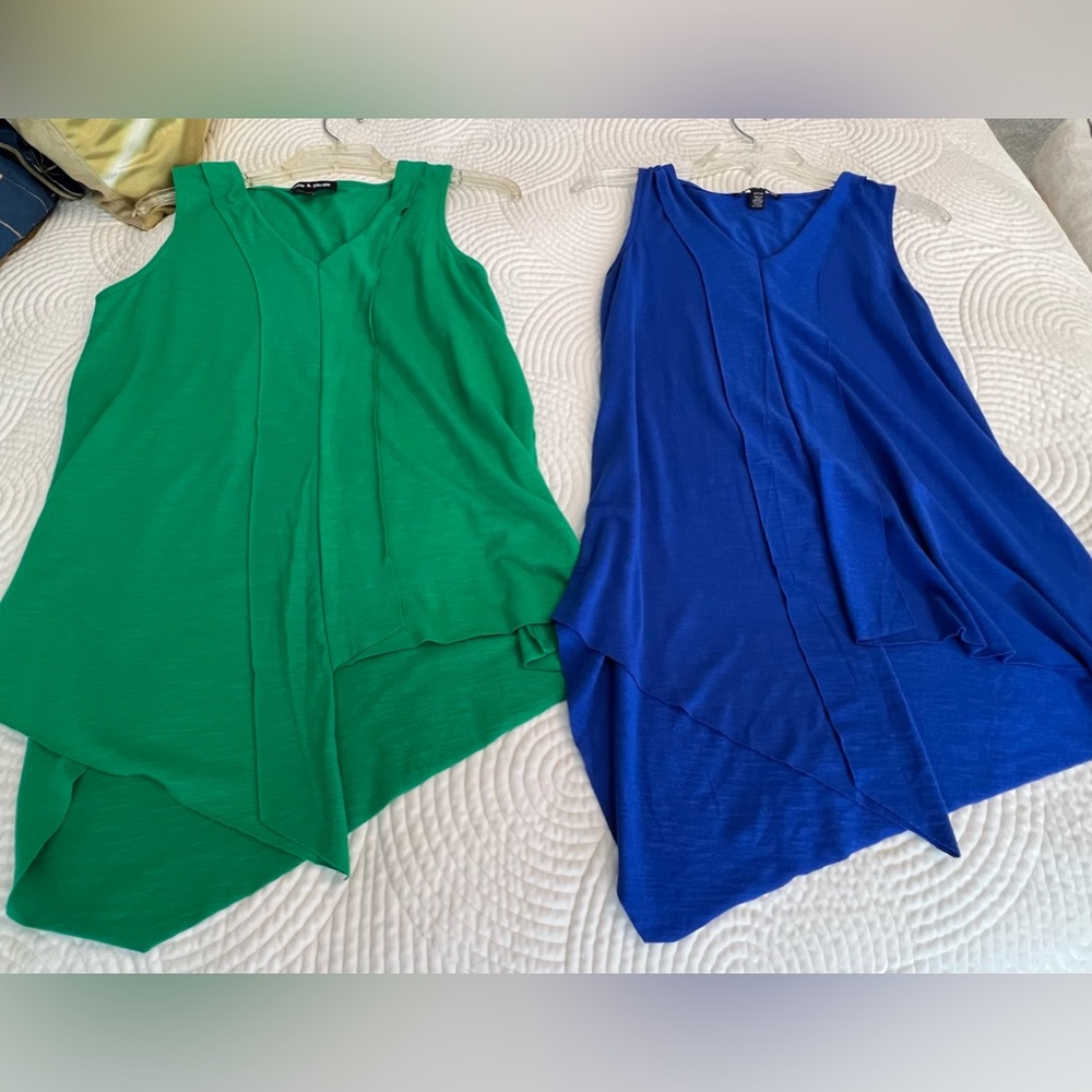 2 Cable & Gauge Sleeveless Tops - Picture 3 of 5